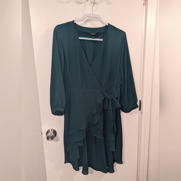 Hi-Lo top - Picture 1 of 3